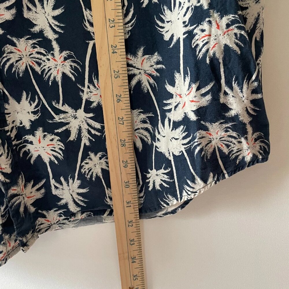 Old Navy Mens Blue Regular Fit Hawaiian Vacation Button Up Shirt Size XL Tall - Picture 7 of 8